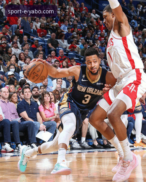 亚博sport正规吗功能详解 掌握NBA续约动态的实用技巧——以CJ-麦科勒姆1年2100万美元续约为案例